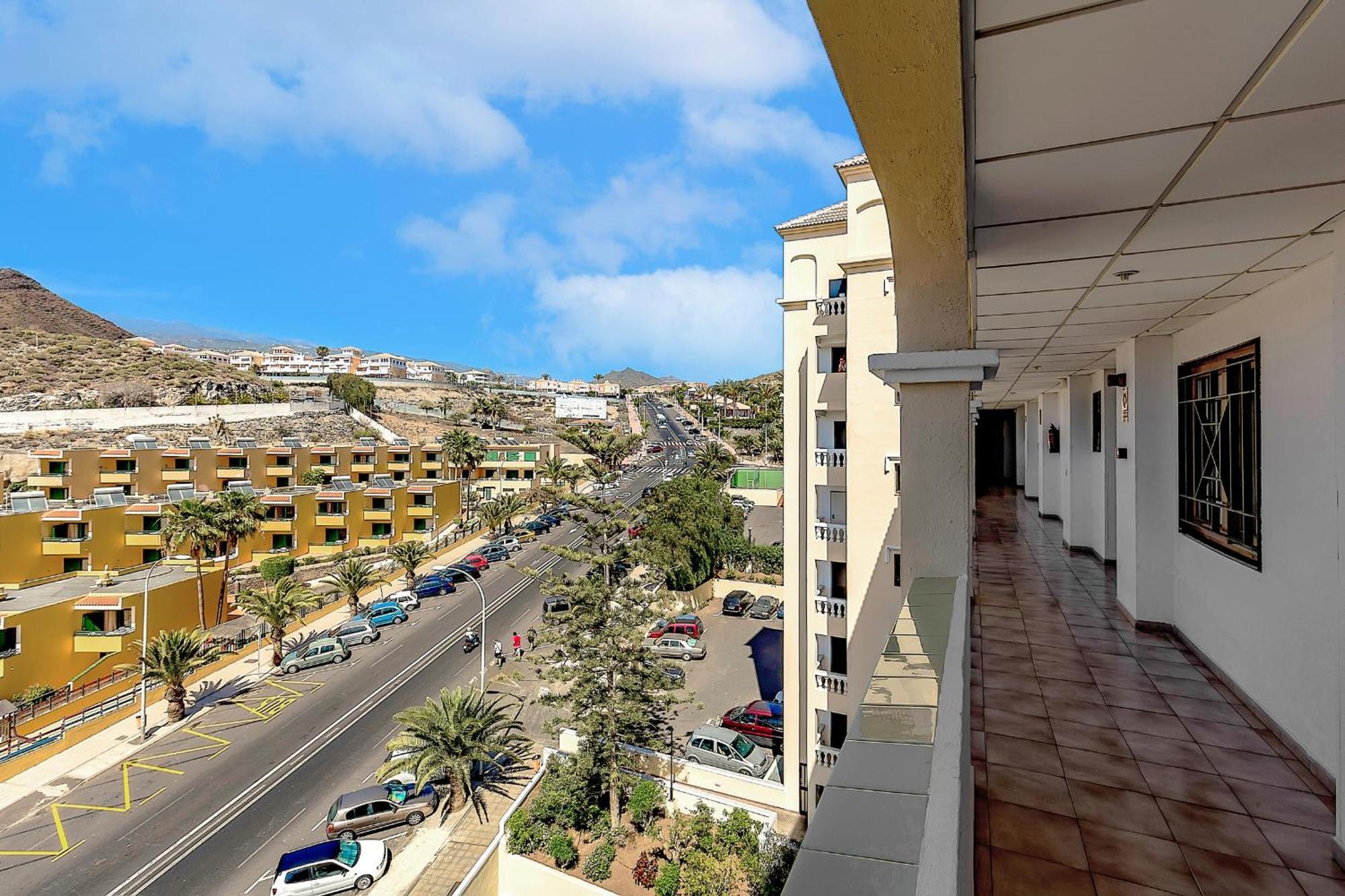 Cozy 2 Bedroom Apartment With Pool View And 2 Bathrooms In Los Cristianos Los Cristianos  Esterno foto